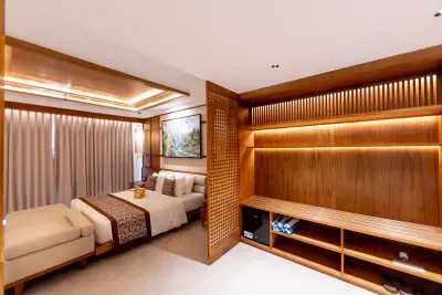 Bedroom Suite Room with Plunge Pool