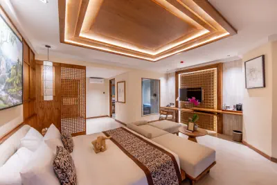 Bedroom Suite Room with Plunge Pool