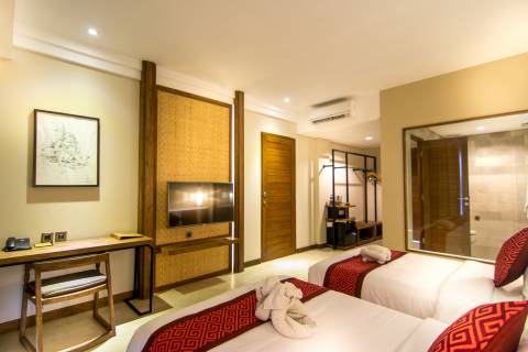 Deluxe-plunge-pool-10